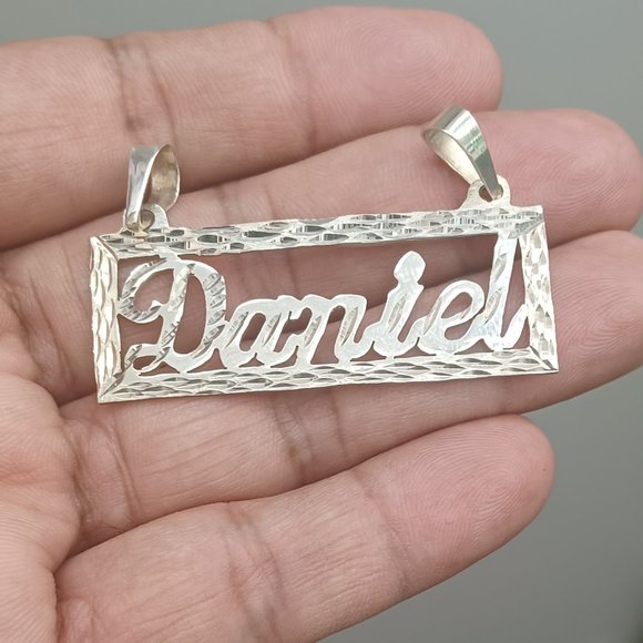 925 Sterling Silver Pendant